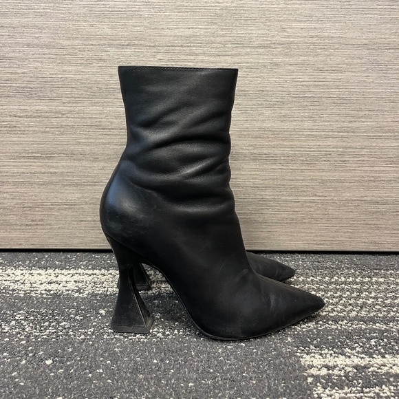 Steve Madden Vivy boot - Picture 1 of 4